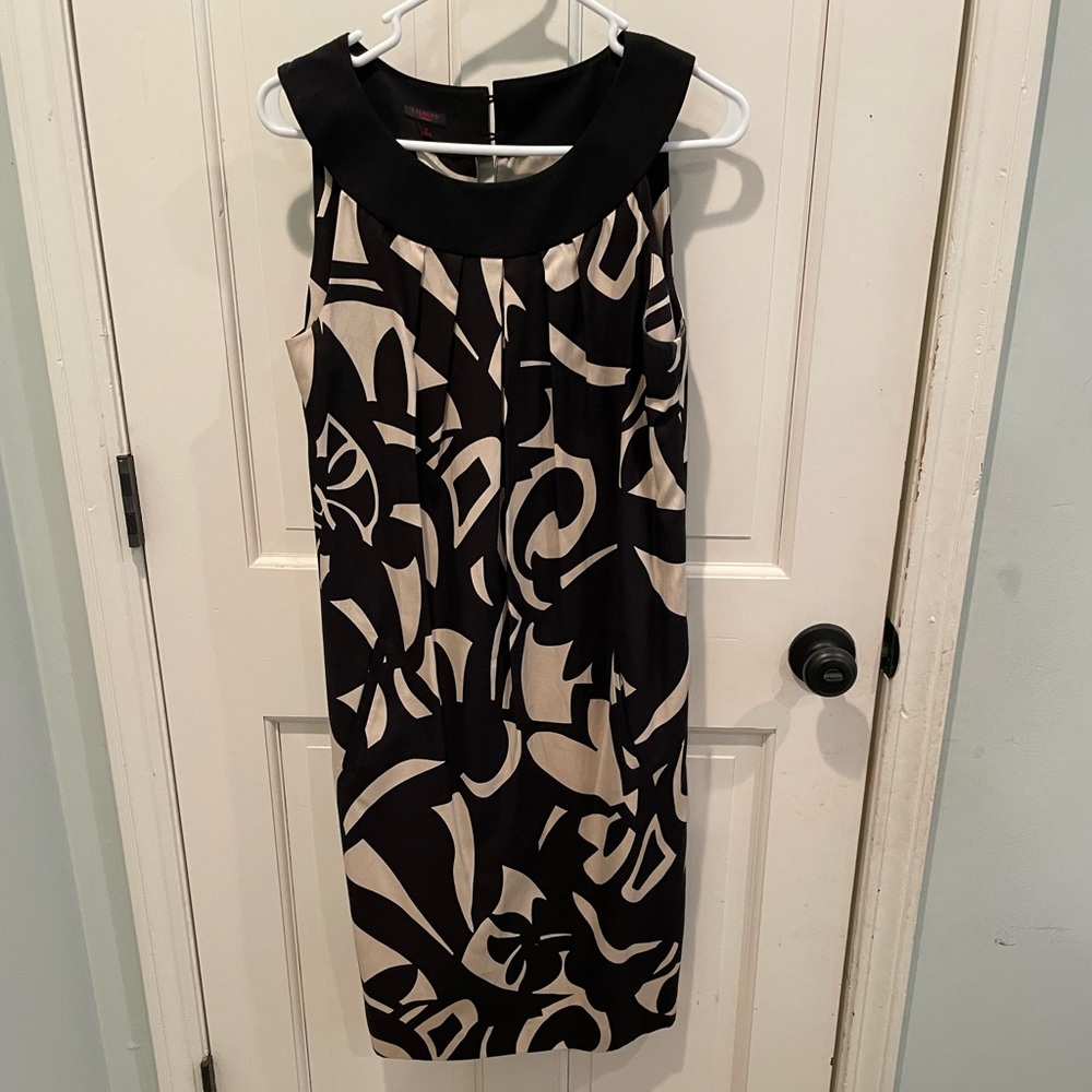 Beautiful Talbots khaki and black dress with belt. Womens 10.